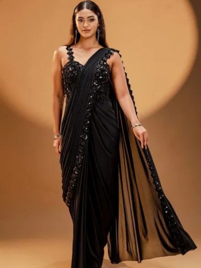 Short-Fit Sporty Round Neck T-shirt - White